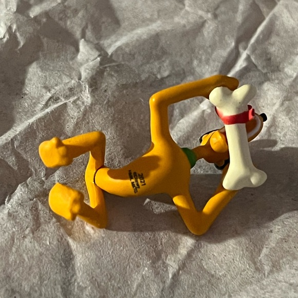 Hallmark Keepsake Miniature Disney Merry Lil Pluto Ornament - Picture 6 of 8